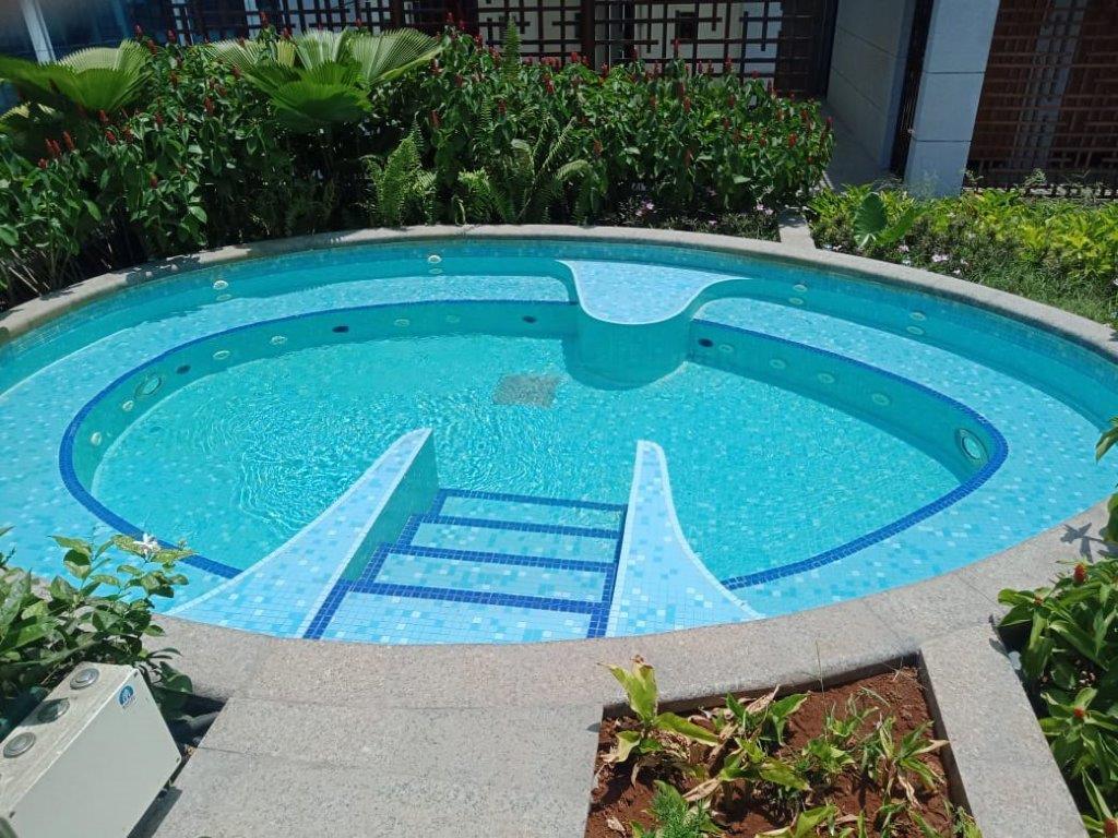 The Bay Club, Mumbai (010)